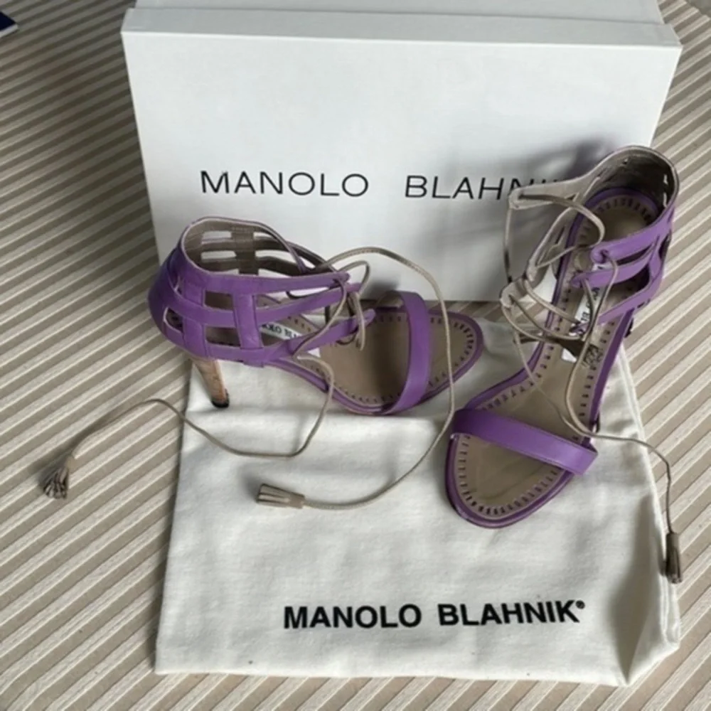 Manolo Blahnik manolo blahnik